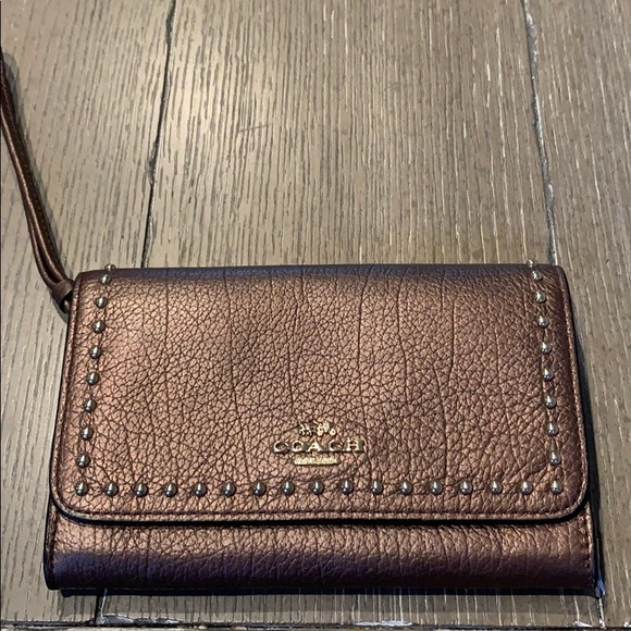 Almost New COACH Rivets Wristlet/Wallet, F66194 - Picture 2 of 8